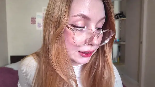 Snapshot of HoneyAudrey chatting on January 2026 03:33:01 AM HoneyAudrey online show from January 2026 03:33:01 AM