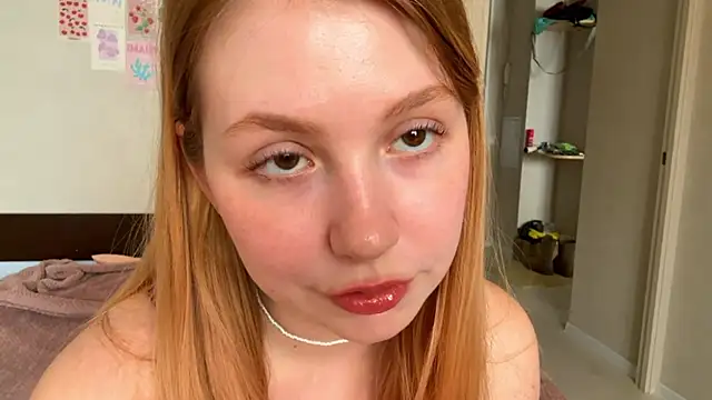 HoneyAudrey online show from March 2026 03:32:01 AM