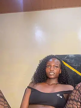 Curvixx online show from January 2025 07:00:01 AM