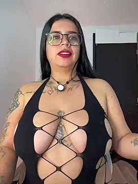 Devilsweet17 online show from April 2026 09:39:01 PM