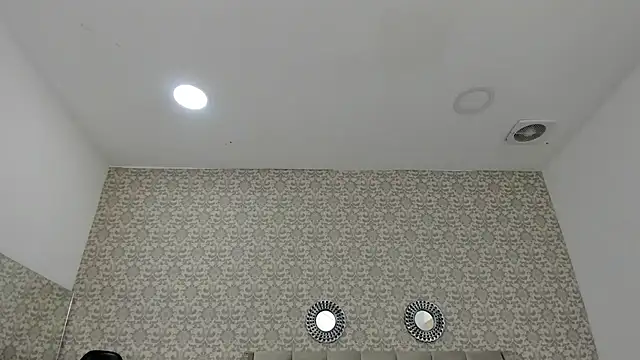 Snapshot of Hannah_Miller__ chatting on January 2025 11:41:02 AM Hannah Miller online show from January 2025 11:41:02 AM