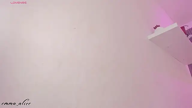 emma alice  online show from October 2025 12:01:02 PM