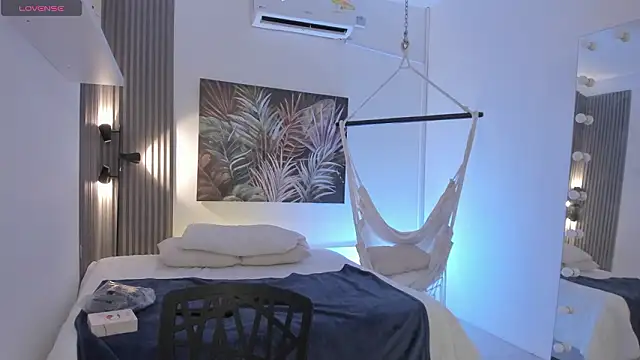 Snapshot of emma_alice_ chatting on March 2026 11:16:02 AM emma alice online show from March 2026 11:16:02 AM