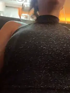 Snapshot of Karen_San_Miguel chatting on February 2025 01:43:02 AM Karen San Miguel online show from February 2025 01:43:02 AM