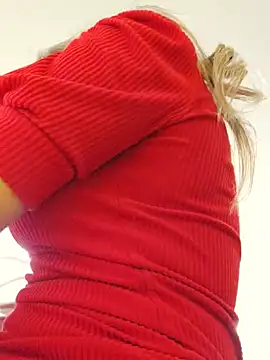 Snapshot of Karen_San_Miguel chatting on September 2025 07:03:02 PM Karen San Miguel online show from September 2025 07:03:02 PM