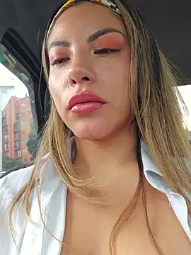 Snapshot of Karen_San_Miguel chatting on September 2025 07:16:01 PM Karen San Miguel online show from September 2025 07:16:01 PM