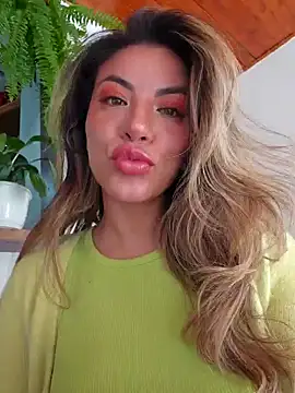 Snapshot of Karen_San_Miguel chatting on November 2025 07:13:02 PM Karen San Miguel online show from November 2025 07:13:02 PM