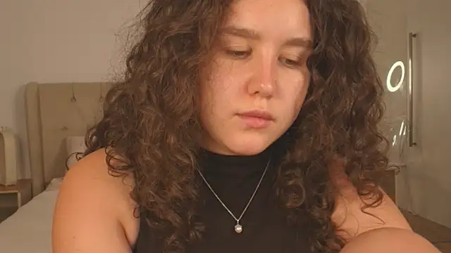 Snapshot of Ariella_Sol chatting on March 2026 02:15:01 AM Ariella Sol online show from March 2026 02:15:01 AM