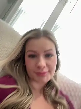 LoveShae  online show from January 2026 05:05:02 PM