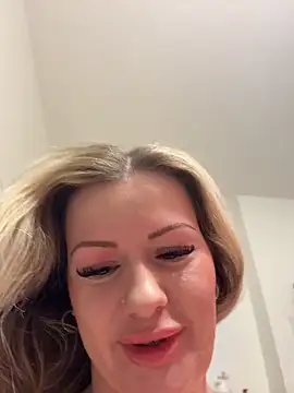 LoveShae  online show from May 2026 03:38:02 PM