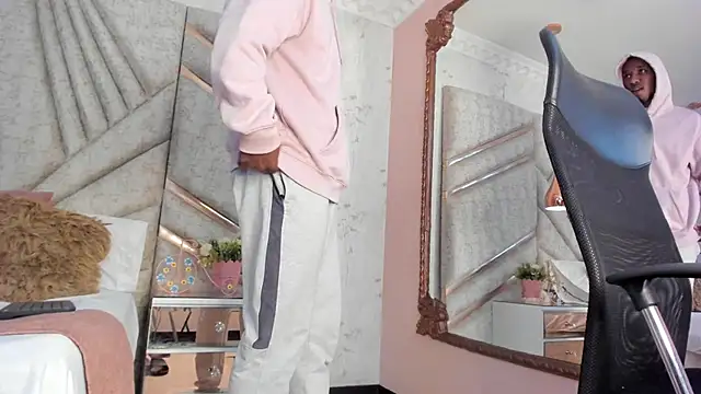 JamesParck online show from January 2025 03:13:01 PM