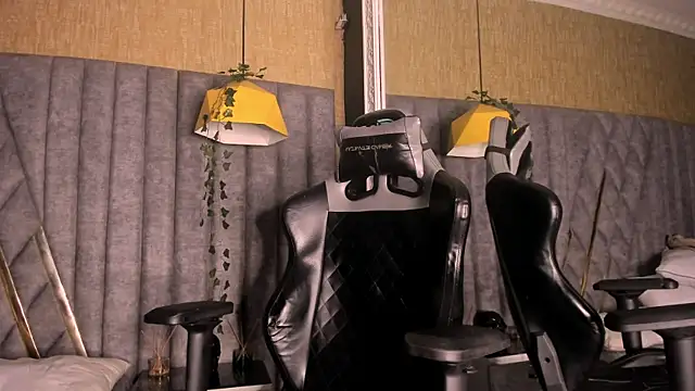 JamesParck online show from April 2026 11:54:02 PM