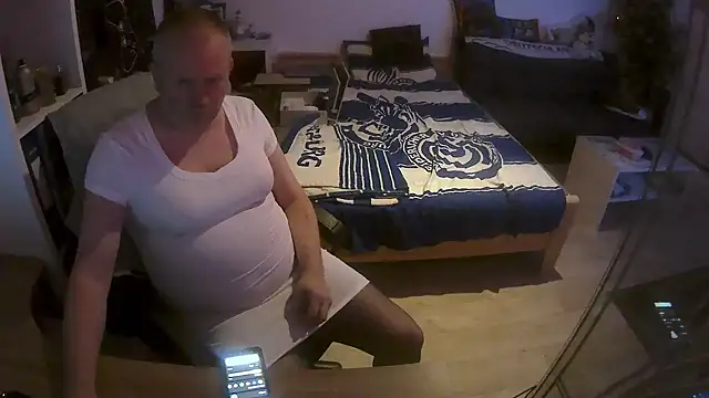 ShyBoy1982 online show from June 2026 10:29:02 PM