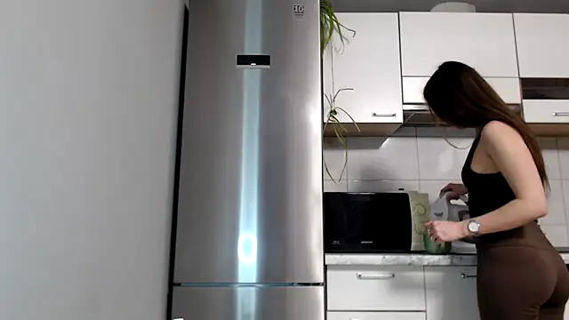 Snapshot of SierraSky_ chatting on February 2026 06:08:02 PM SierraSky online show from February 2026 06:08:02 PM