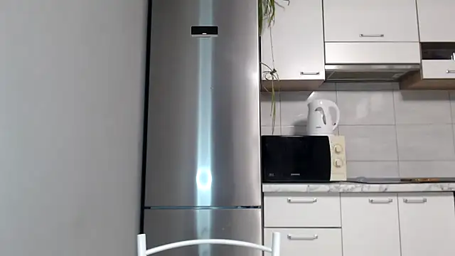 Snapshot of SierraSky_ chatting on March 2026 06:14:01 PM SierraSky online show from March 2026 06:14:01 PM