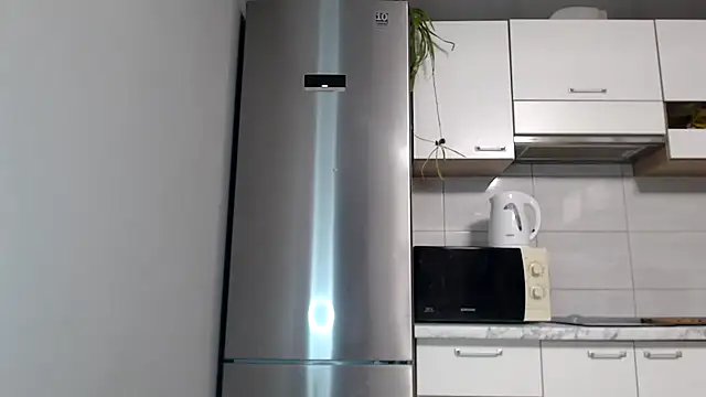 Snapshot of SierraSky_ chatting on March 2026 06:16:02 PM SierraSky online show from March 2026 06:16:02 PM