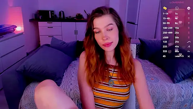 Snapshot of tenderdreams chatting on November 2025 10:58:01 AM tenderdreams online show from November 2025 10:58:01 AM