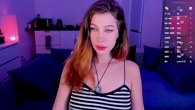 Snapshot of tenderdreams chatting on November 2025 10:42:01 PM tenderdreams online show from November 2025 10:42:01 PM