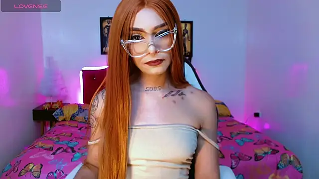 AdharaaMoon online show from November 2025 07:17:01 PM