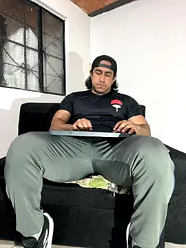 Snapshot of willian_m777 chatting on October 2025 03:25:01 AM willian m777 online show from October 2025 03:25:01 AM