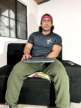 Snapshot of willian_m777 chatting on October 2025 04:09:01 AM willian m777 online show from October 2025 04:09:01 AM