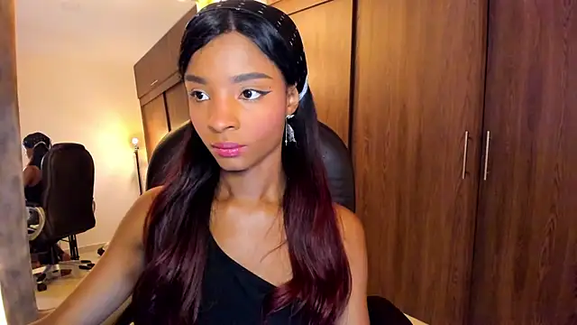 Snapshot of alikahouston4 chatting on September 2025 02:11:02 AM alikahouston4 online show from September 2025 02:11:02 AM