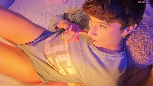 Snapshot of AdamDayt chatting on January 2026 10:02:02 PM AdamDayt online show from January 2026 10:02:02 PM