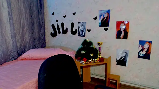 JillStevens online show from February 2025 01:41:01 PM