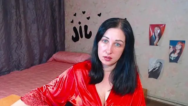 JillStevens online show from October 2025 05:00:02 AM