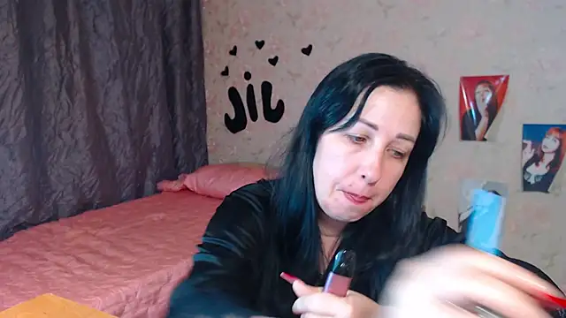 Snapshot of JillStevens chatting on November 2025 01:55:01 PM JillStevens online show from November 2025 01:55:01 PM