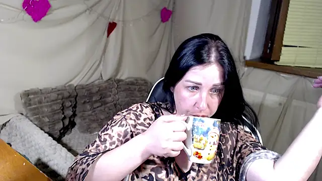 JillStevens online show from June 2026 10:42:01 PM