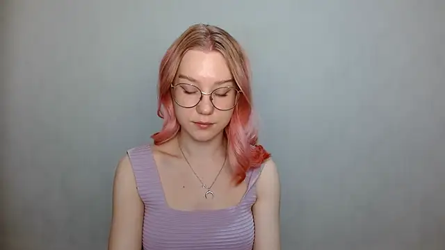 cindi hot online show from December 2024 01:22:01 PM