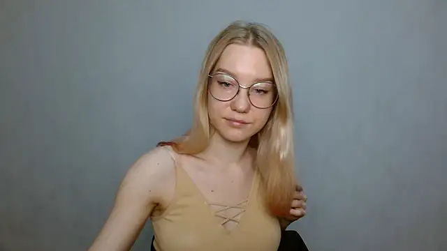 cindi hot online show from January 2025 12:41:02 PM