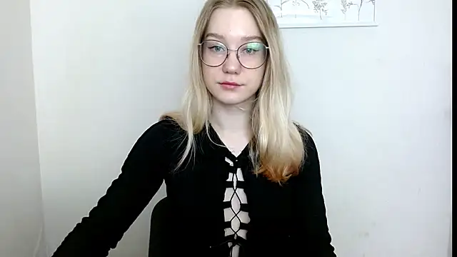 cindi hot online show from March 2025 08:28:02 AM