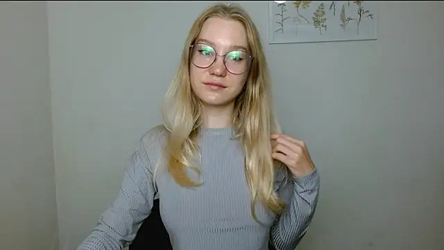 cindi hot online show from September 2025 08:58:01 AM