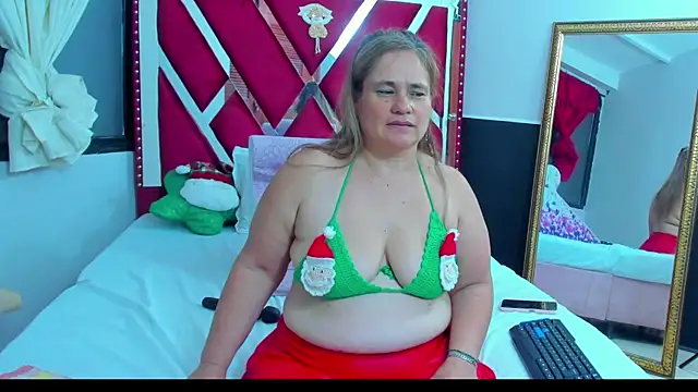 AnyelaGitanaMature online show from December 2024 04:00:02 AM