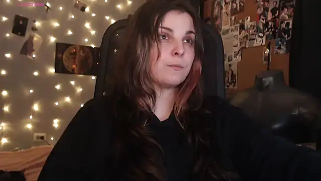 Snapshot of Saya_sweet chatting on October 2025 09:57:01 PM Saya sweet online show from October 2025 09:57:01 PM