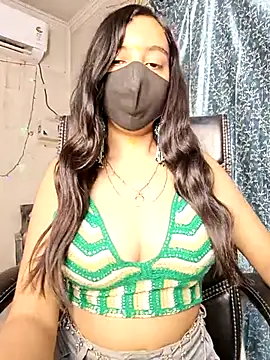 Parinaaz18 online show from April 2026 01:26:01 AM