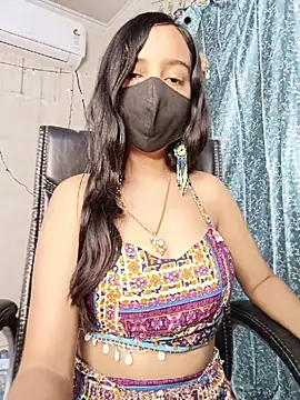 Parinaaz18 online show from May 2026 01:06:01 PM