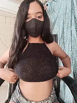 Parinaaz18 online show from June 2026 01:26:02 AM