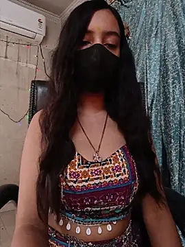 Parinaaz18 online show from June 2026 01:19:02 AM