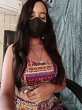 Parinaaz18 online show from June 2026 01:27:01 AM
