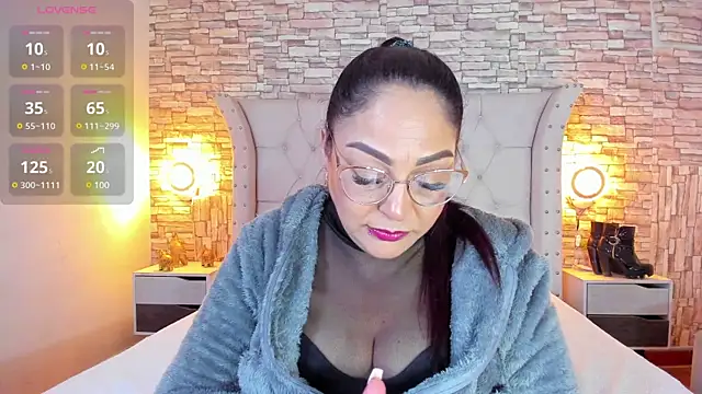 Gina Myers online show from March 2025 12:09:01 PM