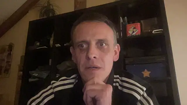 Snapshot of mrphatcat01 chatting on December 2024 05:54:02 PM mrphatcat01 online show from December 2024 05:54:02 PM