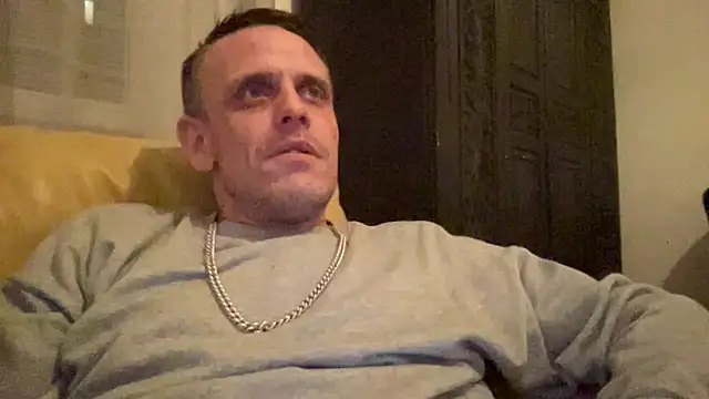 Snapshot of mrphatcat01 chatting on February 2025 01:44:02 AM mrphatcat01 online show from February 2025 01:44:02 AM