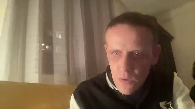 Snapshot of mrphatcat01 chatting on February 2025 08:13:02 PM mrphatcat01 online show from February 2025 08:13:02 PM