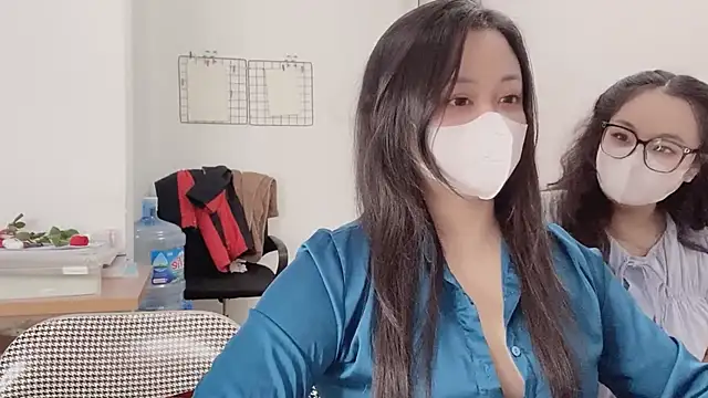 Bamboo Swetie online show from November 2025 03:45:01 PM