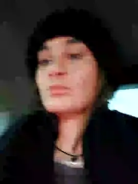 Snapshot of RiskyViolet chatting on December 2024 02:25:01 AM RiskyViolet online show from December 2024 02:25:01 AM