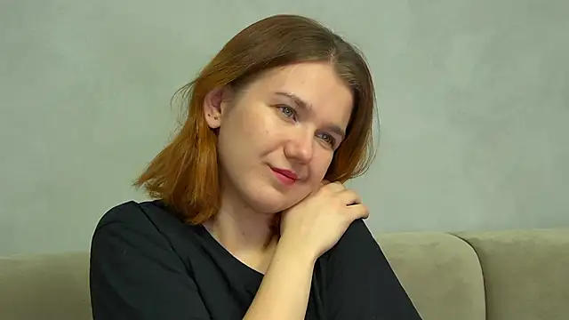 LessySmith online show from November 2025 04:36:01 PM