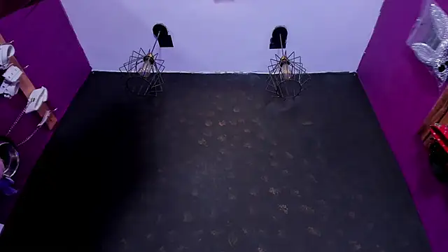 Alexa Slave online show from November 2025 07:16:02 PM